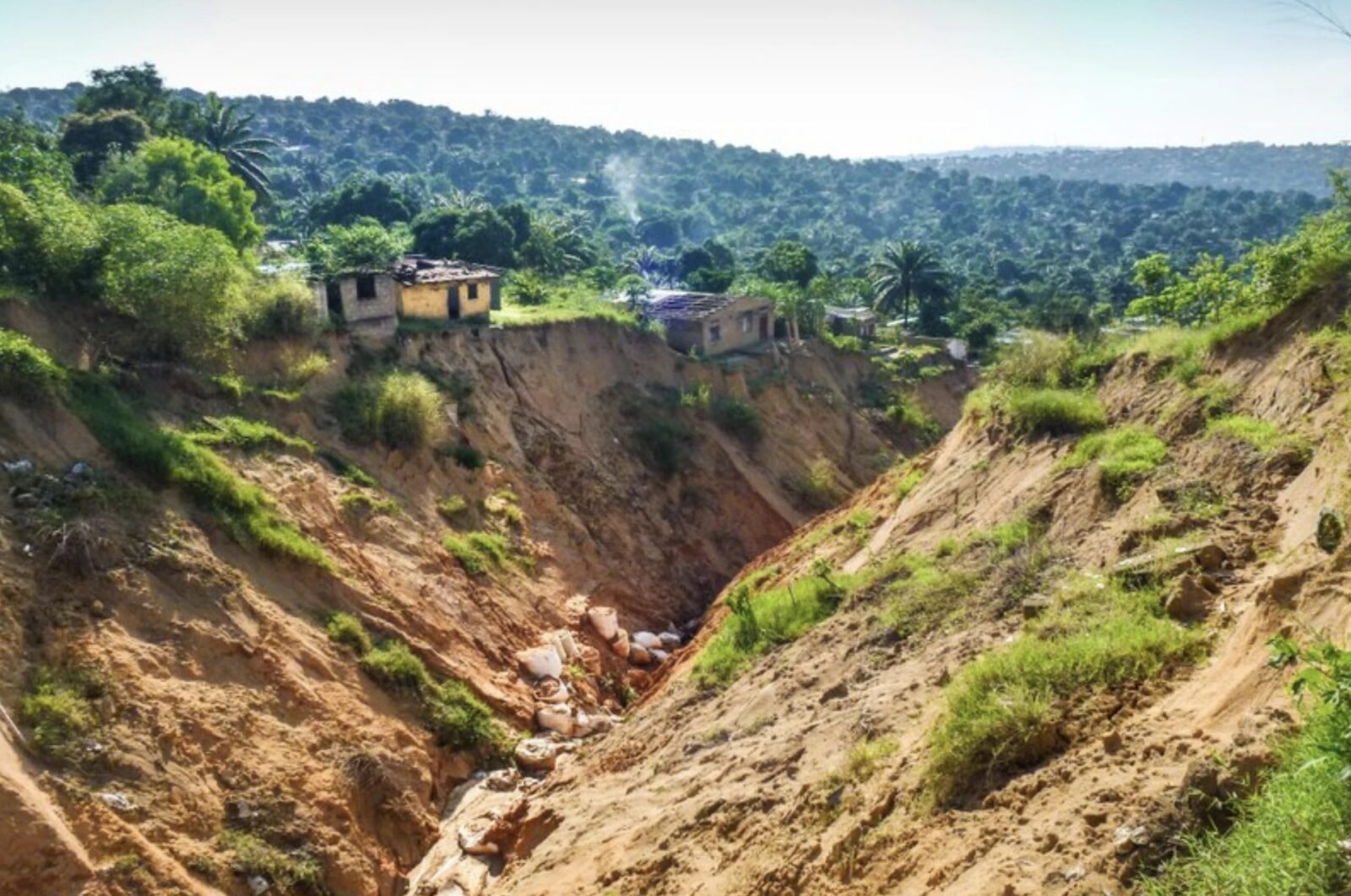 Ziemia zapada się pod stopami Afrykańczyków. Setki tysięcy ludzi straci domy w ciągu dekady