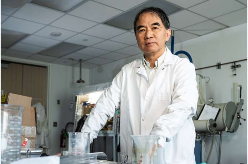 Rice University Professor Pengcheng Dai. fot. Jeff Fitlow/Rice University
