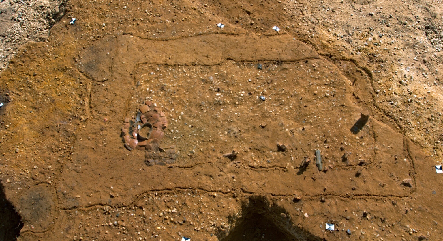 Kurhany z Niemiec pozostałością po ludziach sprzed 4500 lat. W środku znajdowały się kosztowności wykonane z miedzi