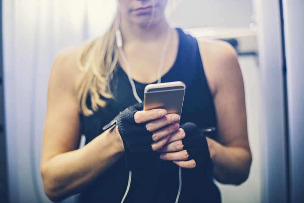 “Hearables”wygryzą smartfony? Na pewno granica między sztuczną a biologiczną inteligencją się zaciera