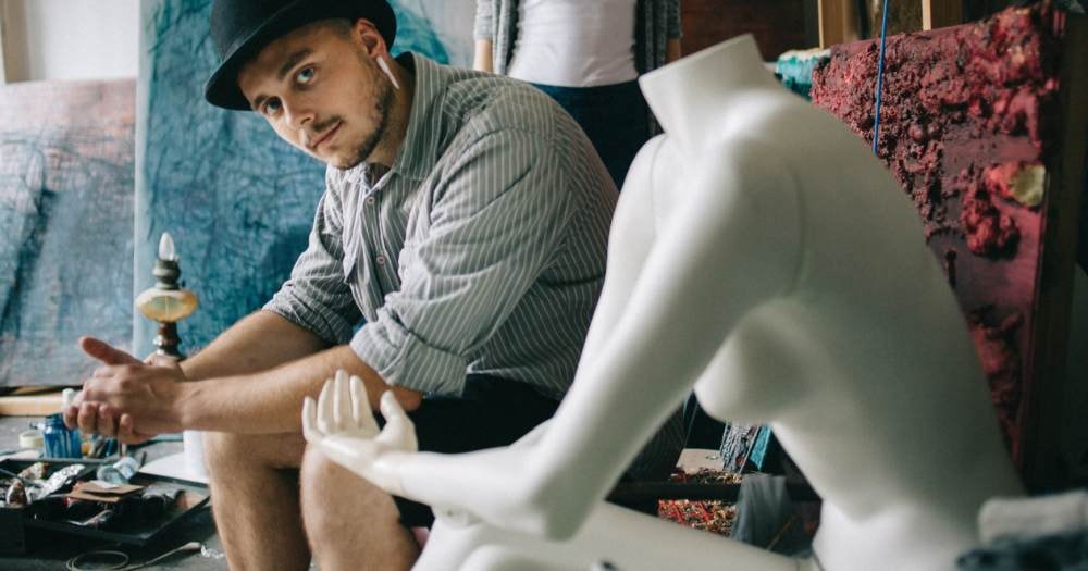 Artyści estradowi zasiedli za kółkiem Ubera. Co pandemia zrobiła z twórcami [FELIETON]