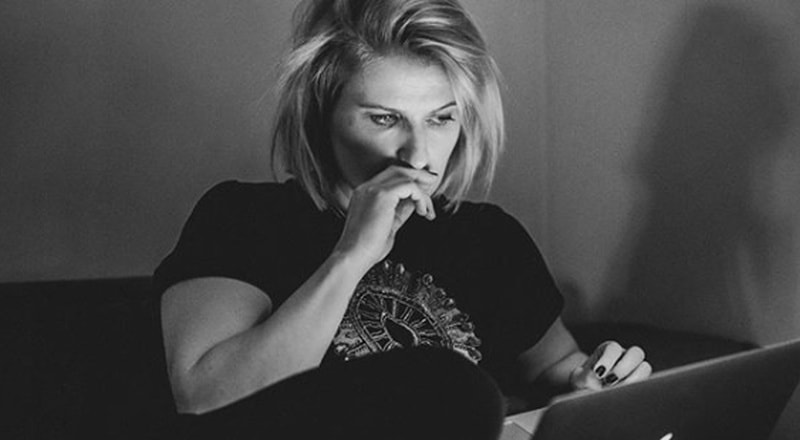 Zdalne nauczanie, zdalne pracowanie, zdalne świętowanie, zdalne leczenie. Zdalne wszystko [FELIETON]