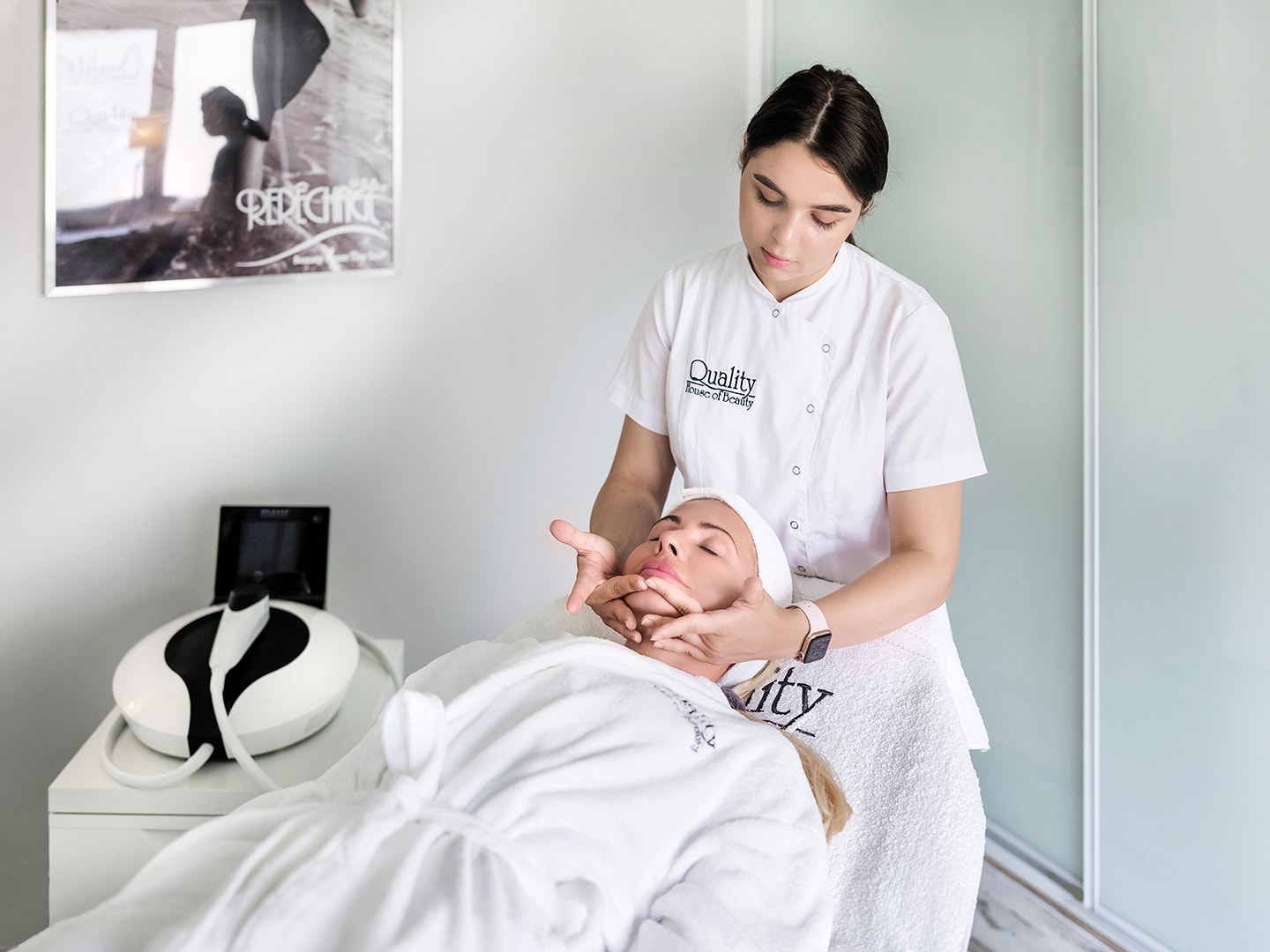 Quality House of Beauty – Klinika Medycyny Estetycznej, stylowe miejsce w Warszawie, które z pewnością warto odwiedzić