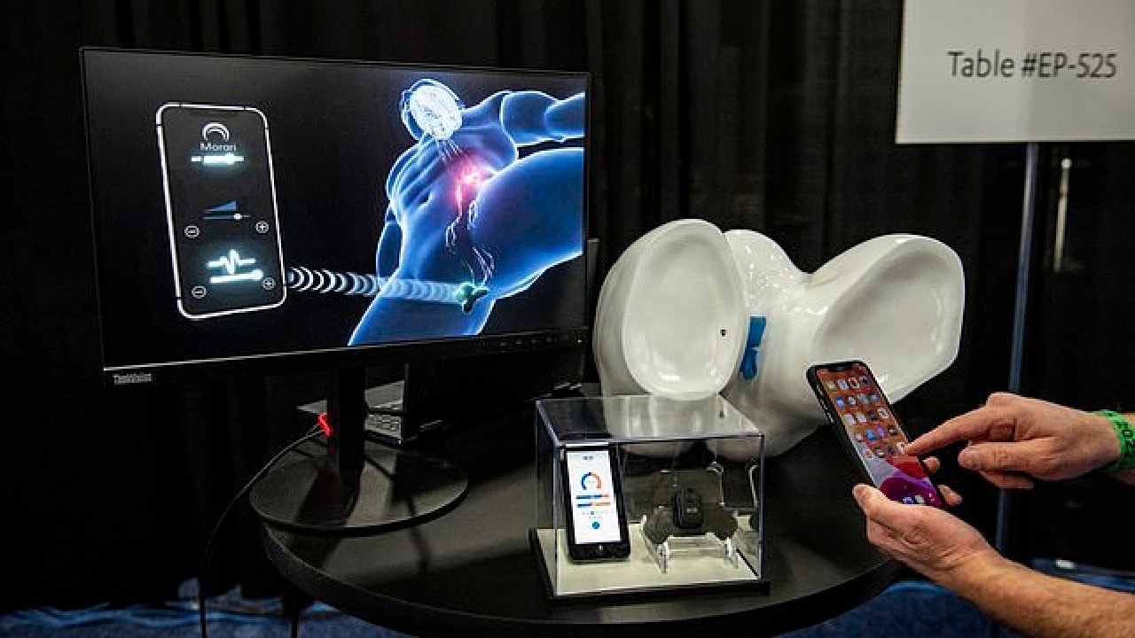 Implant na przedwczesny wytrysk i kask wykrywający Alzheimera. Wystartowały targi CES 2022