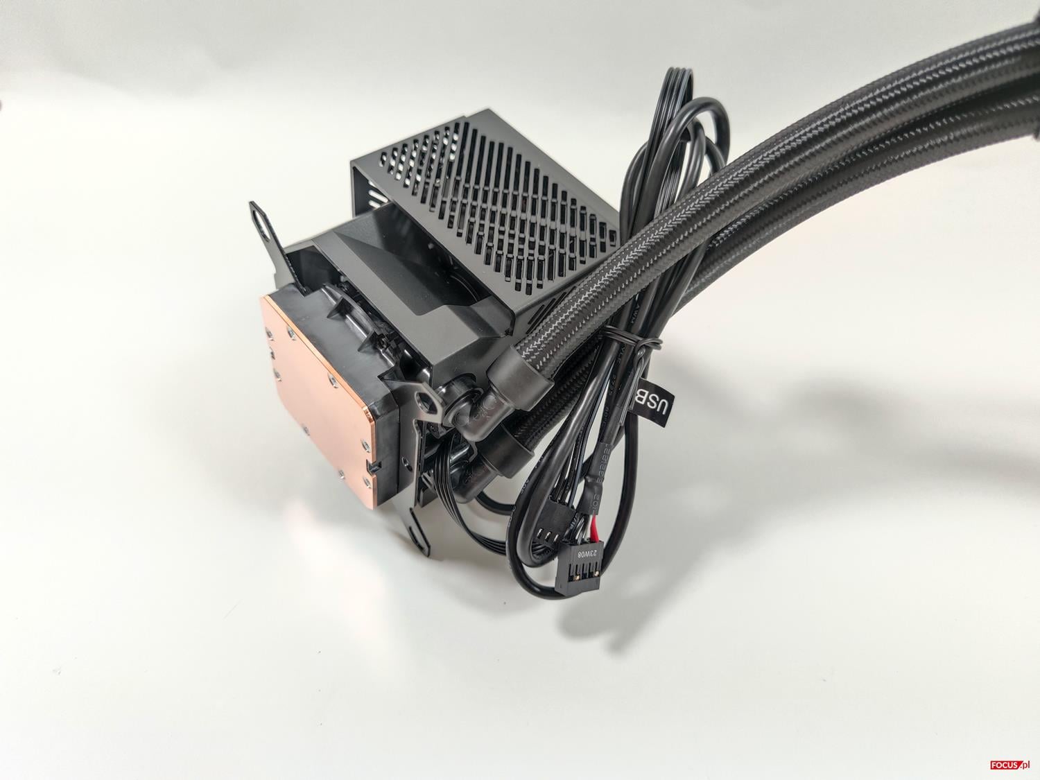 test Asus ROG Ryujin III 360 ARGB, recenzja Asus ROG Ryujin III 360 ARGB, opinia Asus ROG Ryujin III 360 ARGB