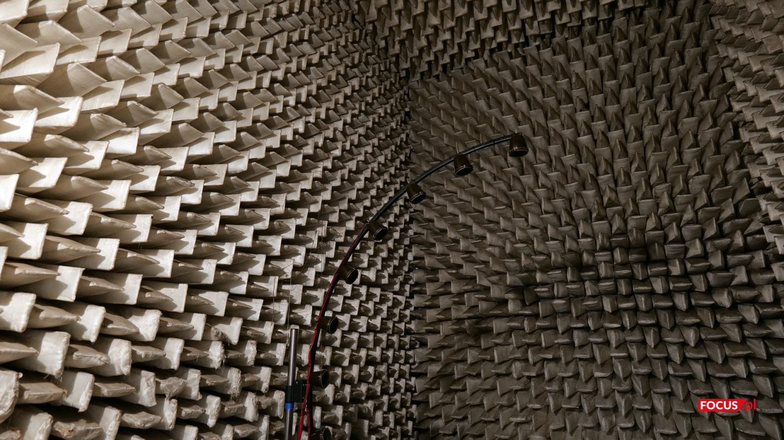 Komora bezechowa Politechniki Warszawskiej