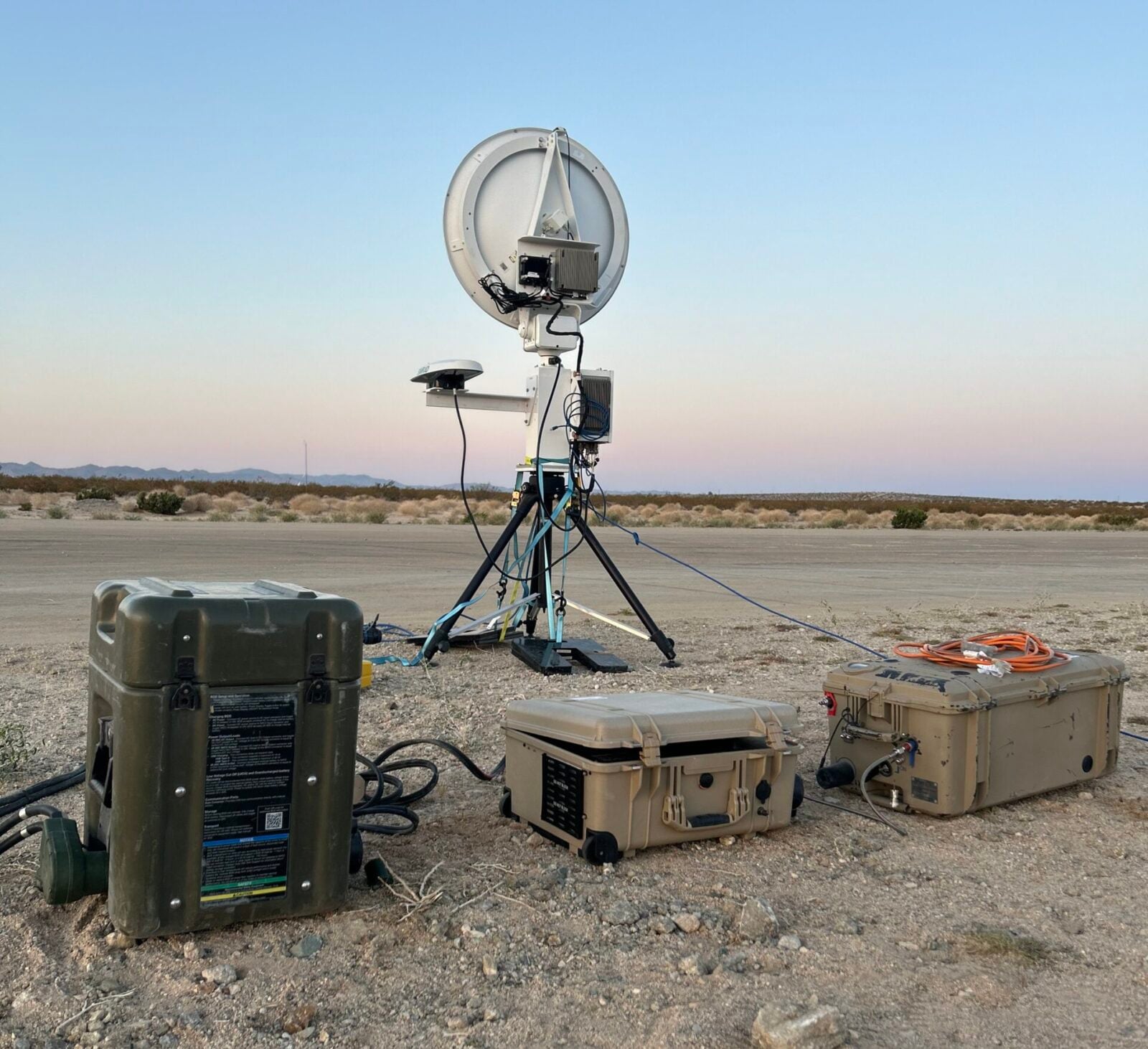 ogniwa wodorowe zasilają stację radiową