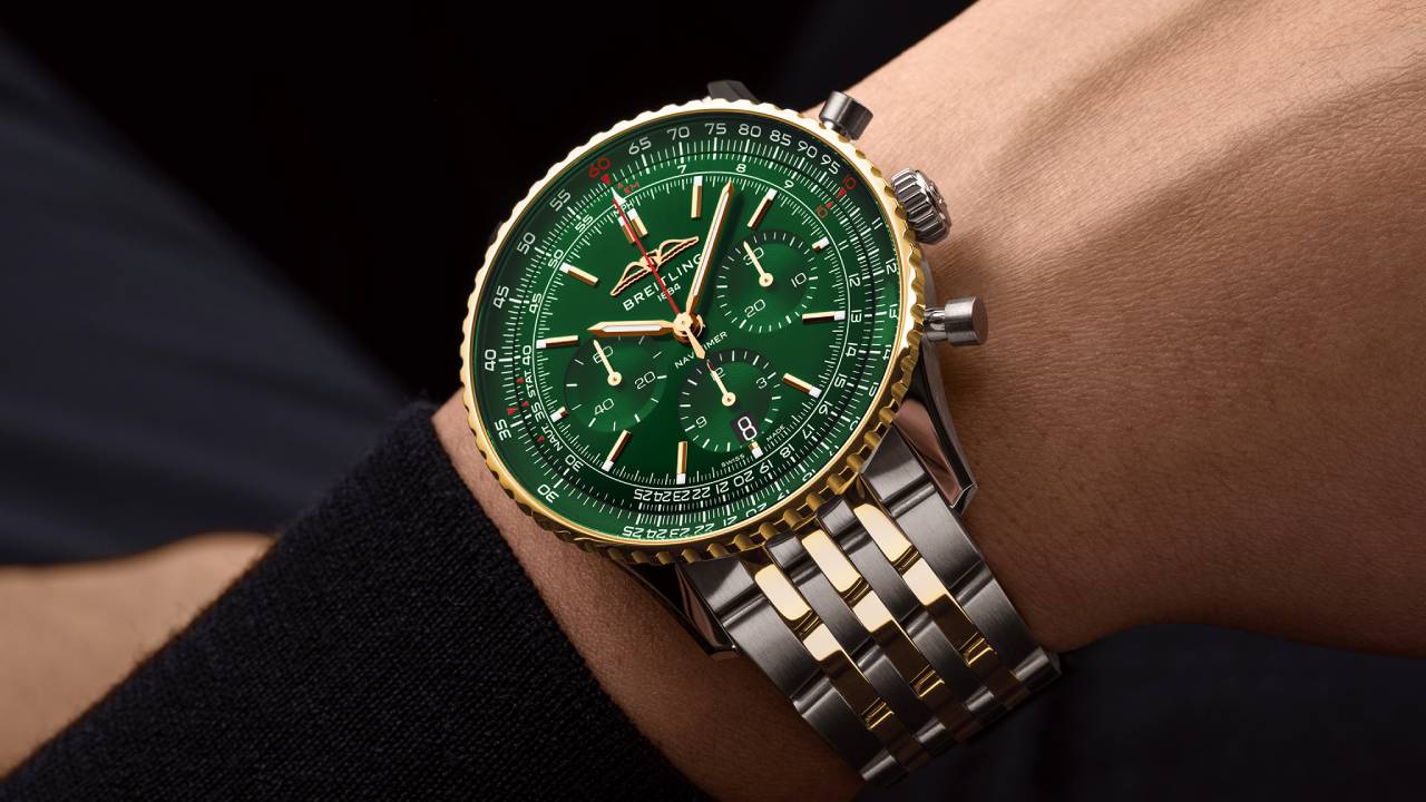 Breitling Navitimer B01 Chronograph 43 na nadgarstku