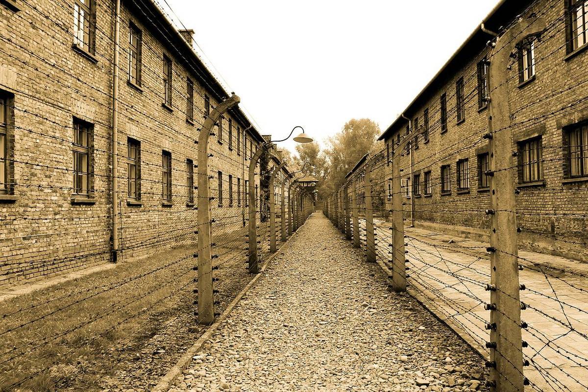 Po wojnie w Auschwitz wciąż ginęli ludzie. Zadbali o to komuniści