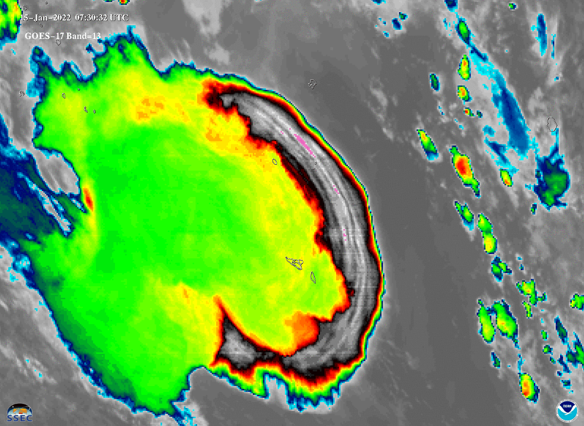 Obraz fali po erupcji wulkanu / źródło: Wikimedia Commons, NOAA, domena publiczna
