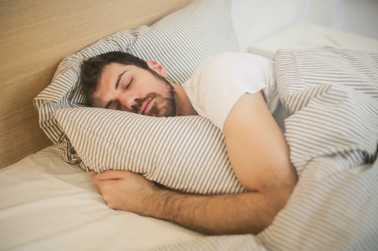Poduszka na chrapanie, czyli jak technologia poprawia jakość snu