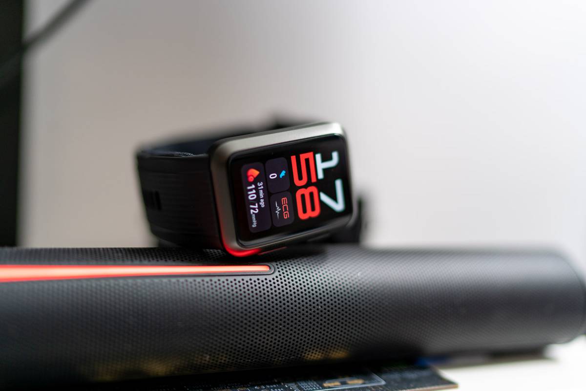 Czy smartwatch może wykryć zawał serca? Sprawdziliśmy to w Huawei Watch D