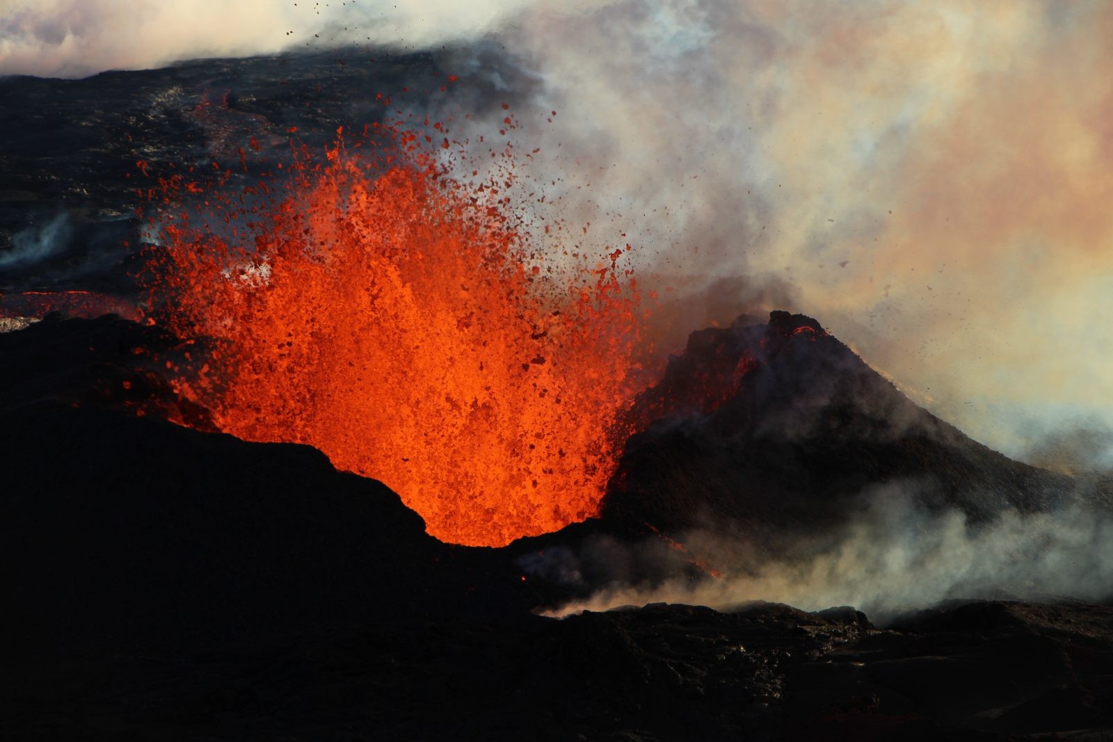 Erupcja Mauna Loa 2022