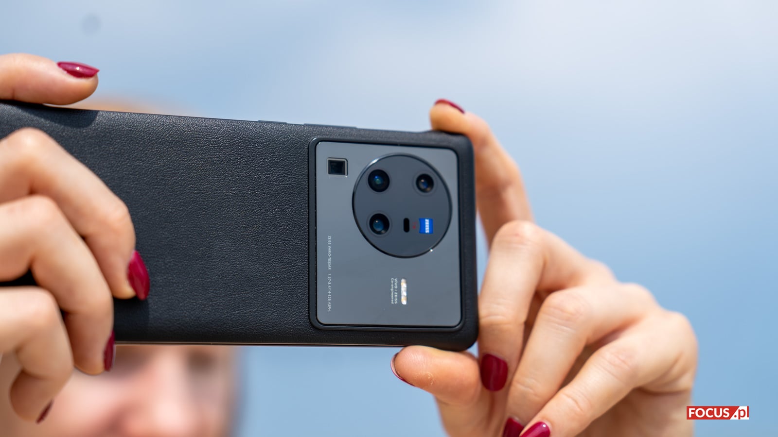Smartfon do zdjęć, do selfie i do wszystkiego? vivo ma je wszystkie i poleca na Święta