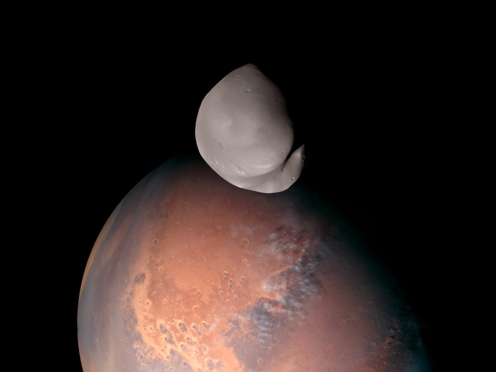 To prawdziwy księżyc czy przechwycona planetoida? Deimos na fascynującym zdjęciu