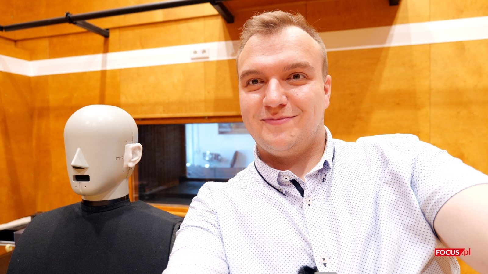 Politechnika Warszawska dźwiękiem stoi. Znajdziesz tam komorę bezechową i… sztuczną głowę