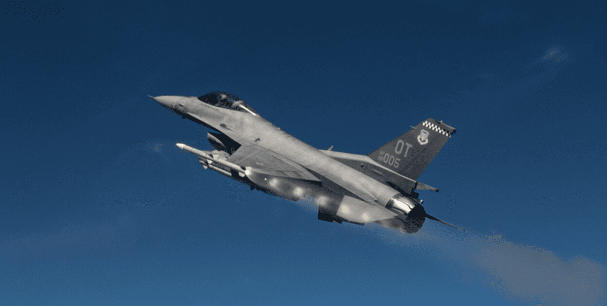 Pociski AIM-120D-3 AMRAAM odpalone z F-16 podczas testów /Fot. Raytheon
