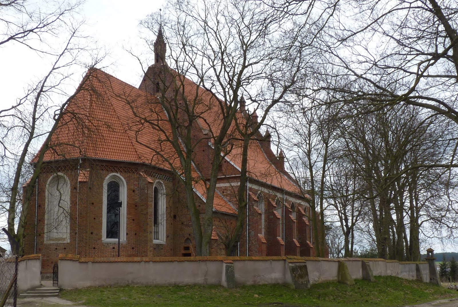 Remontowali miejski rynek i dokopali się do czasów średniowiecza. Niesamowite znalezisko w Wielkopolsce
