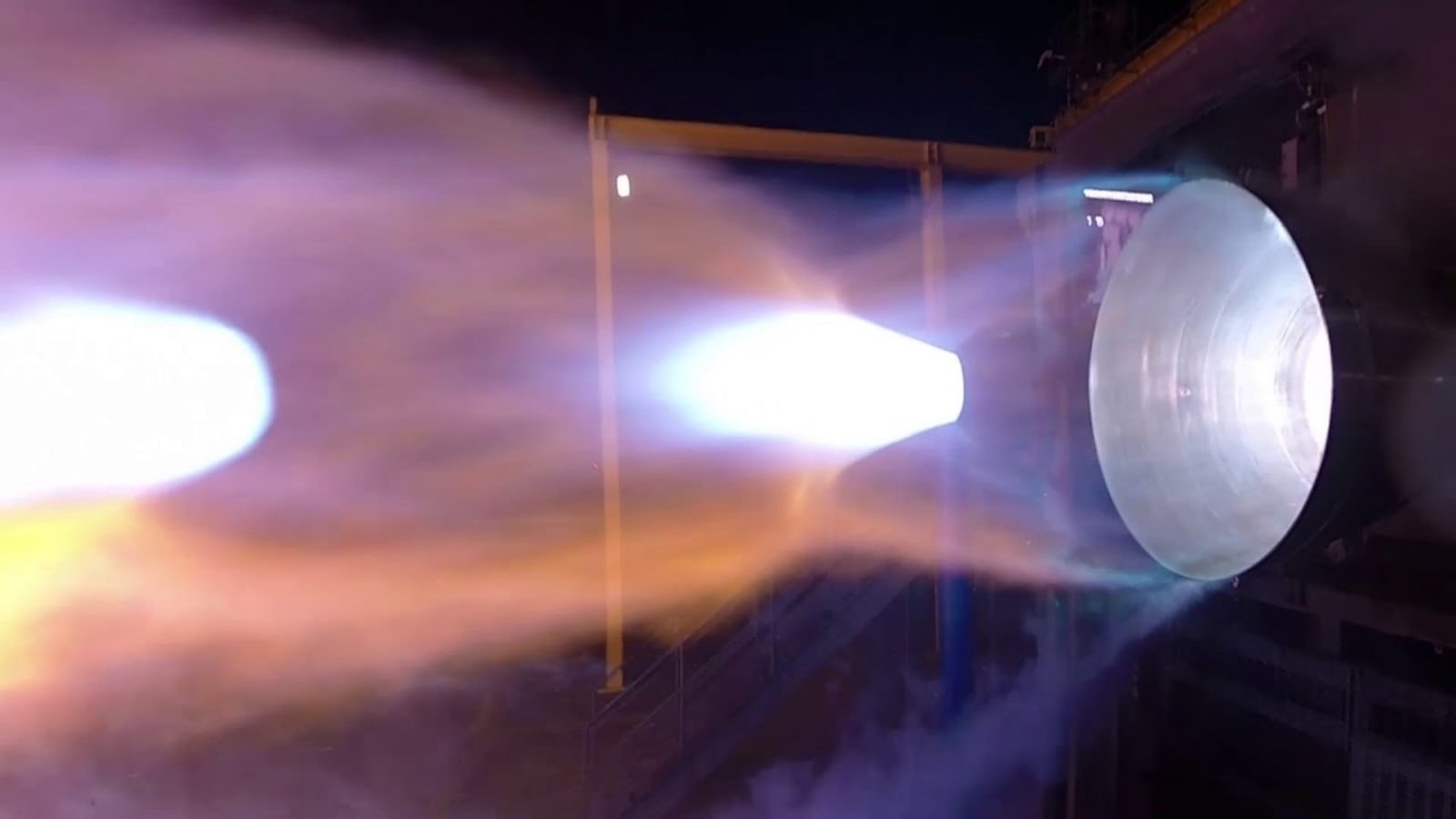 Zobaczyli z orbity gejzery metanu w Teksasie. Okazało się, że stoją za nimi rakiety