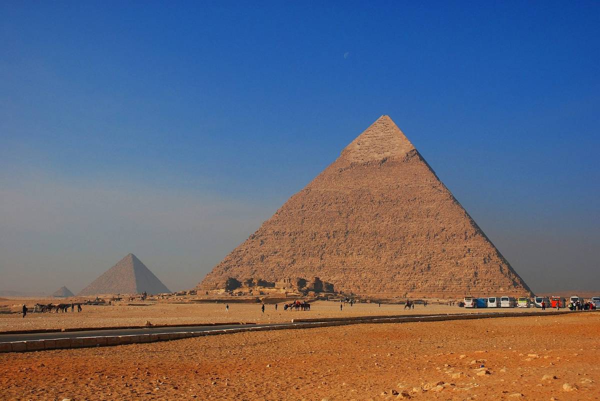 Piramidy w Gizie
