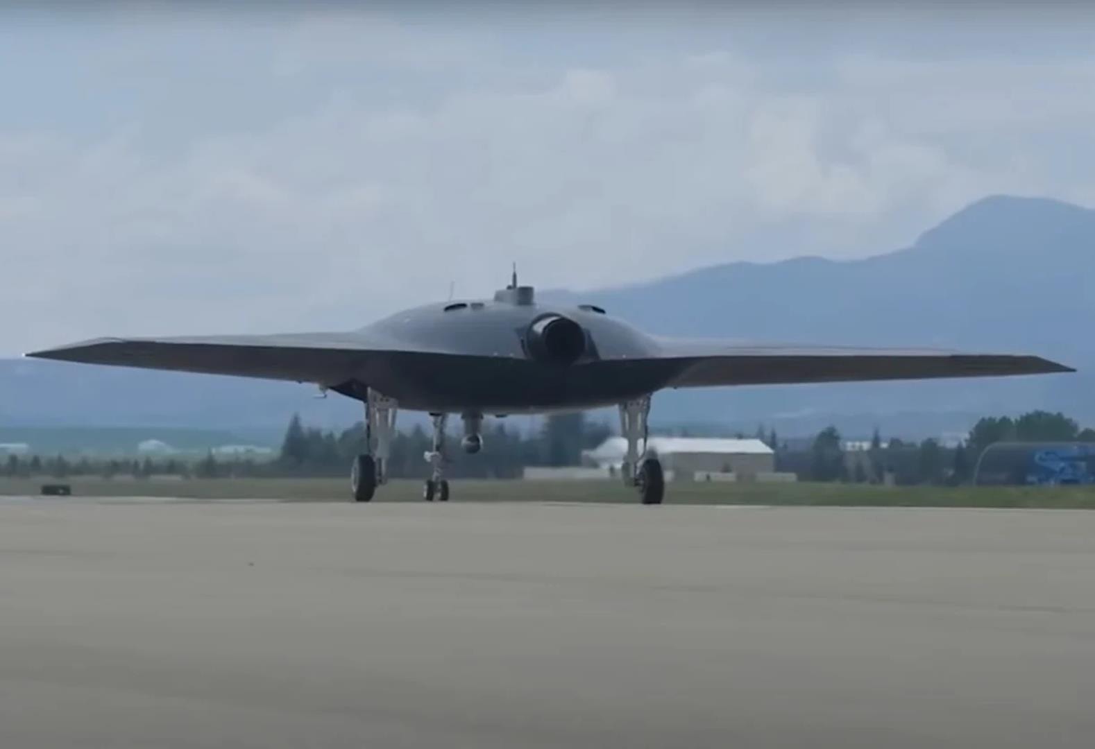 Bezzałogowy niszczyciel powietrzny zmierza ku testom. Co potrafi turecka broń ANKA-3?