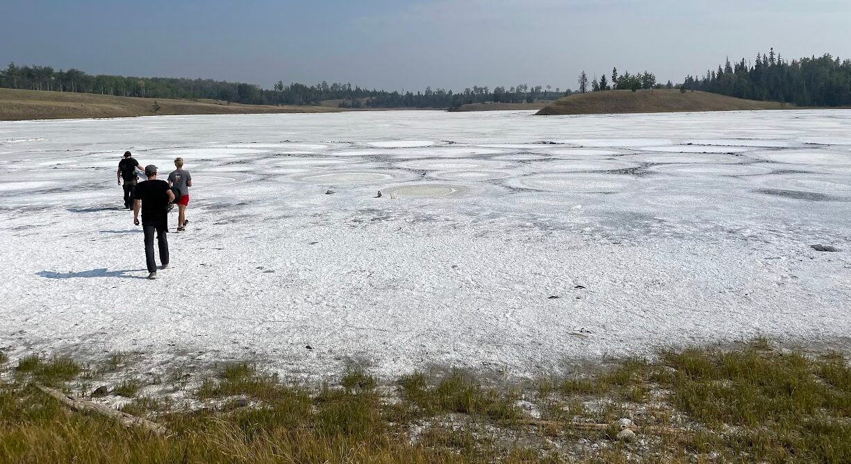 Prawie całkowicie wyschnięte Jezioro Ostatniej Szansy / źródło: Zack Cohen/Uniwersytet Waszyngton, materiały prasowe
