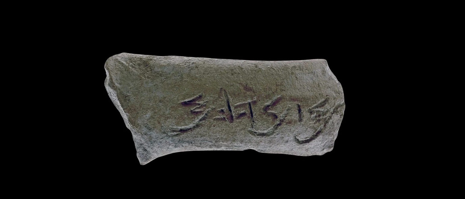 Wydobyli przedmiot sprzed tysięcy lat. Znajduje się na nim napis, który został rozszyfrowany