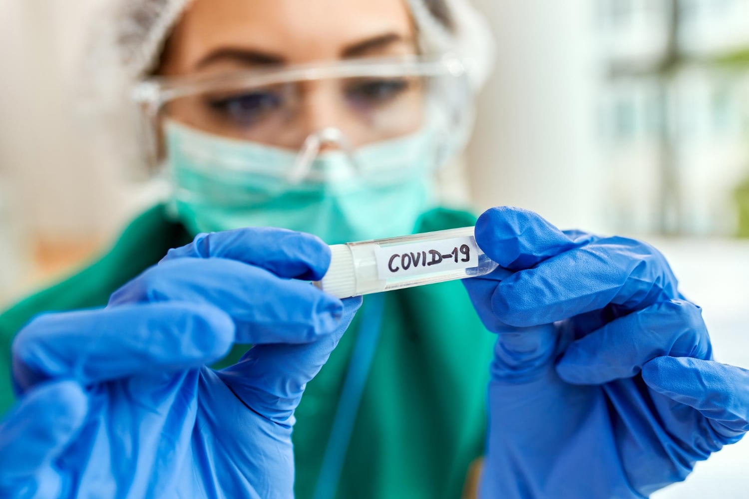 COVID-19 odbiera nam inteligencję. Skali tego zjawiska nie można zignorować