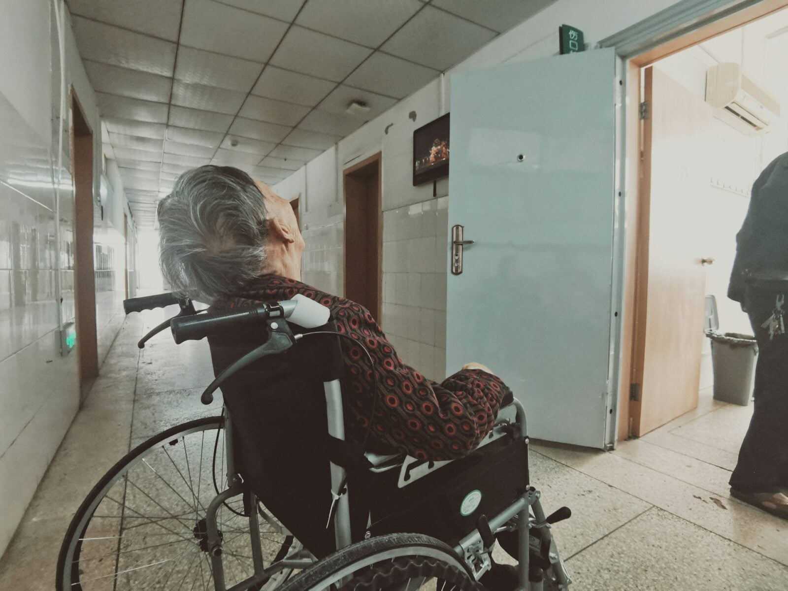 Przełomowy lek w fazie testów! Sparaliżowani wstaną z wózków?