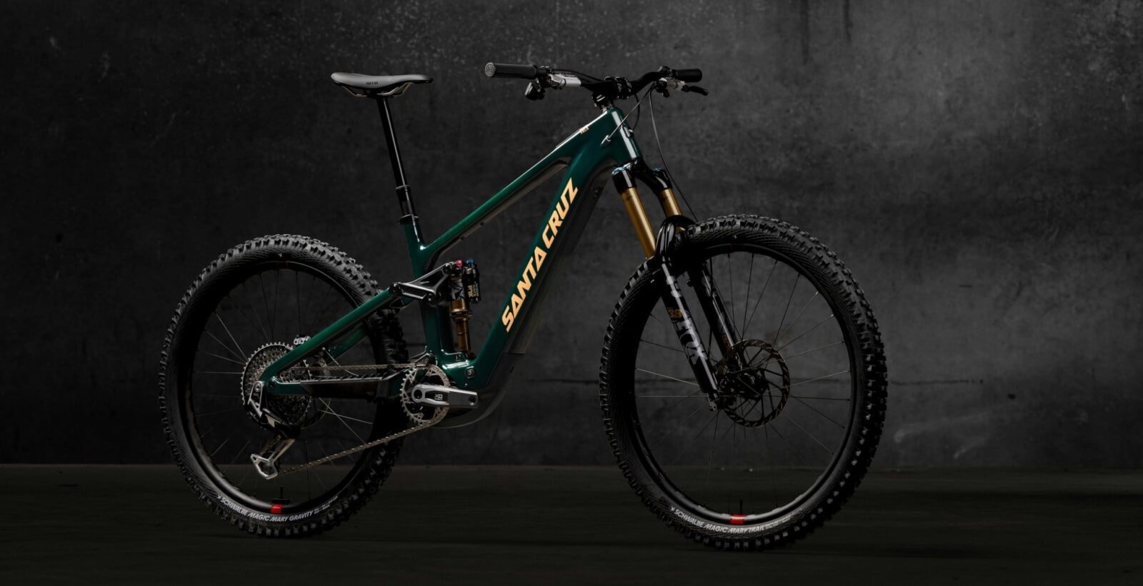 Ten eMTB to marzenie! Santa Cruz łamie tradycję z nowym rowerem górskim Vala