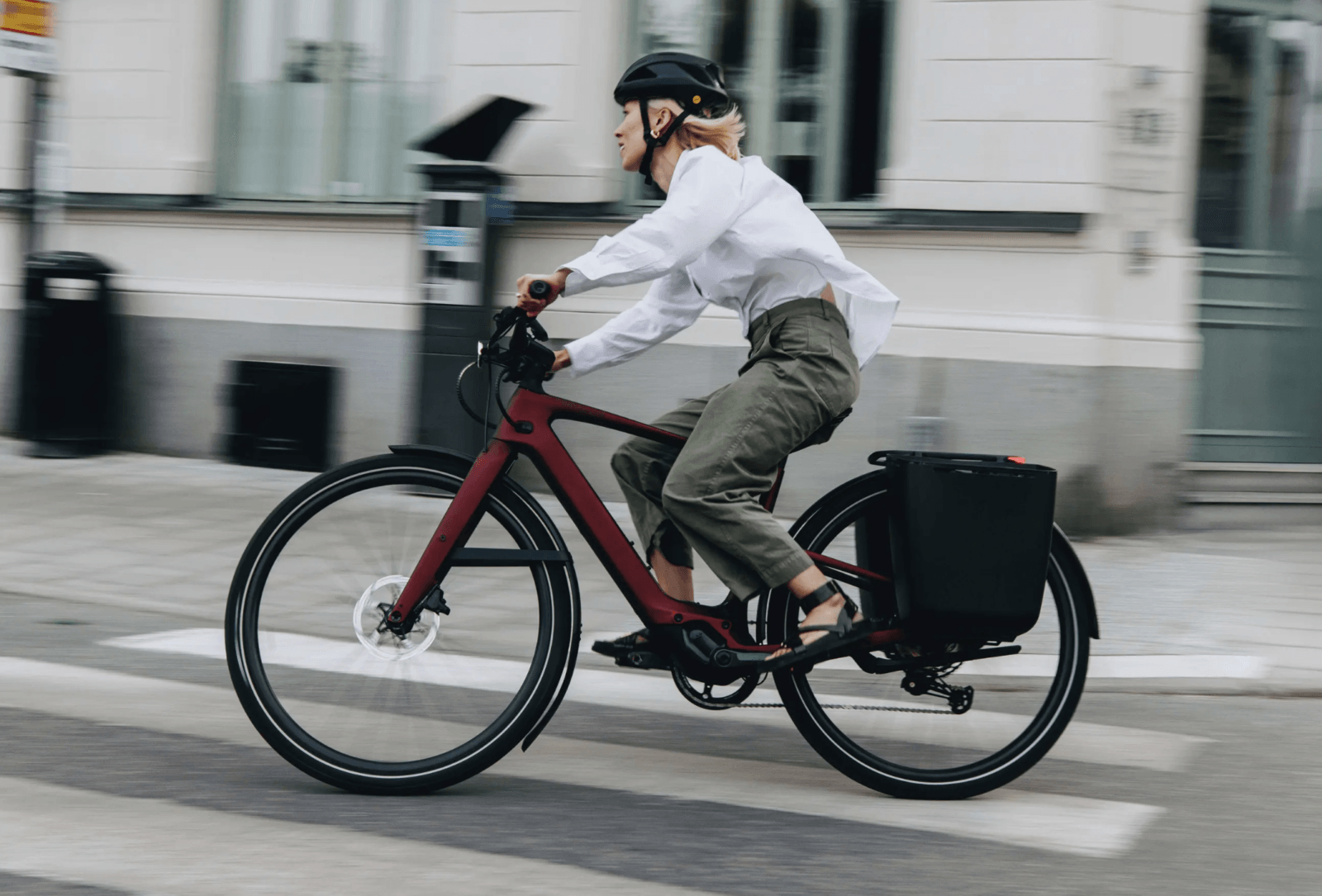 Nowe rowery Specialized Turbo Vado SL Carbon /Fot. Specialized