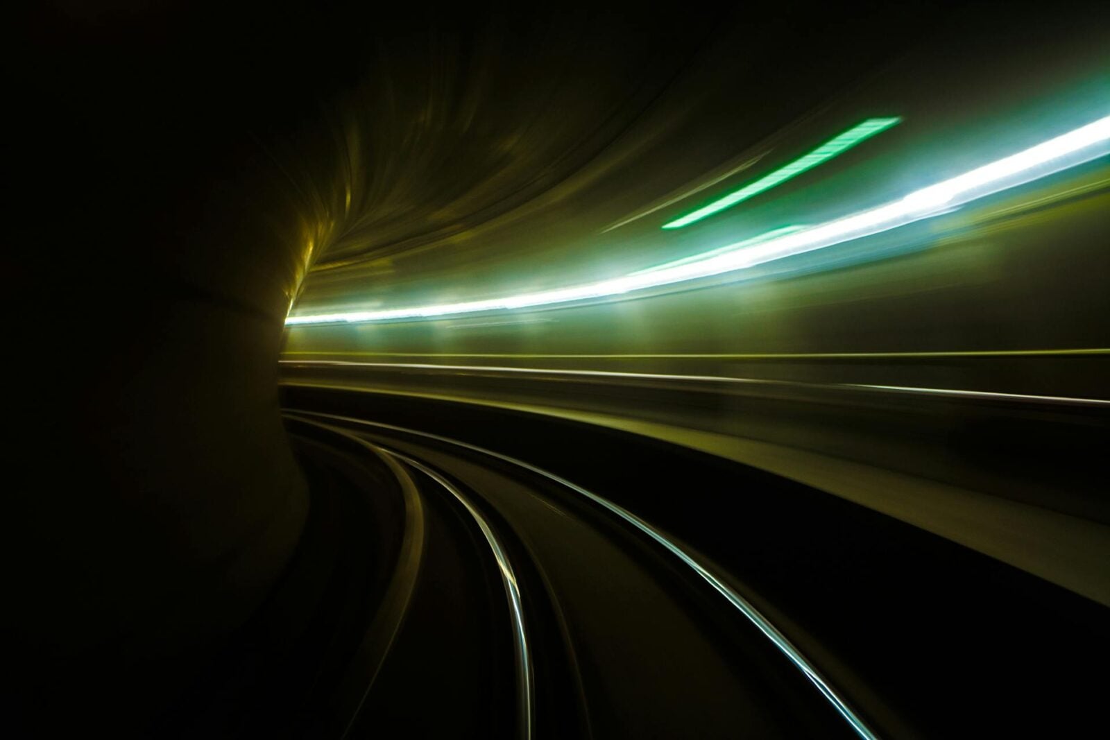 Z Londynu do Nowego Jorku w 54 minuty! Tunel za biliony dolarów to przyszłość transportu