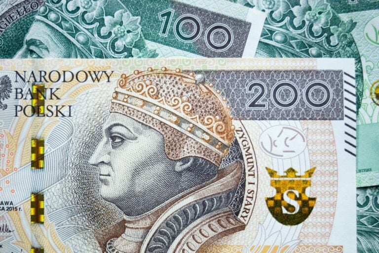 Twój dach może zarabiać więcej. Te panele produkują o 189 000 kWh więcej energii rocznie