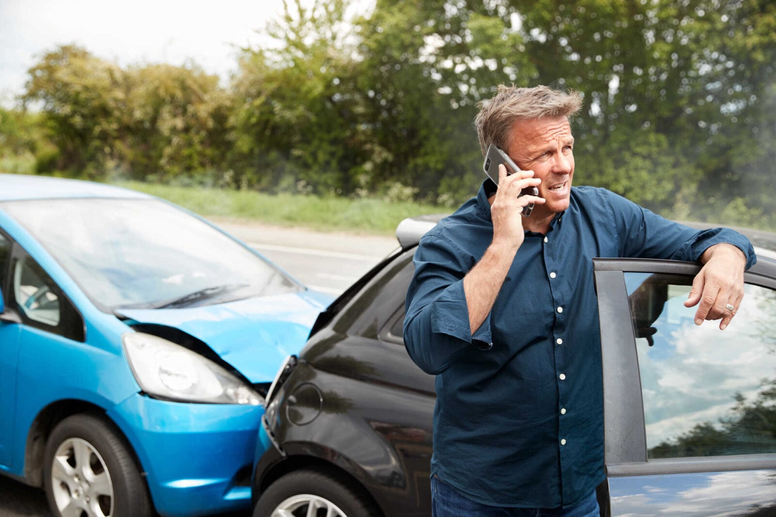 Sprawdzenie ubezpieczenia pojazdu – jak upewnić się, że auto ma ważne OC?