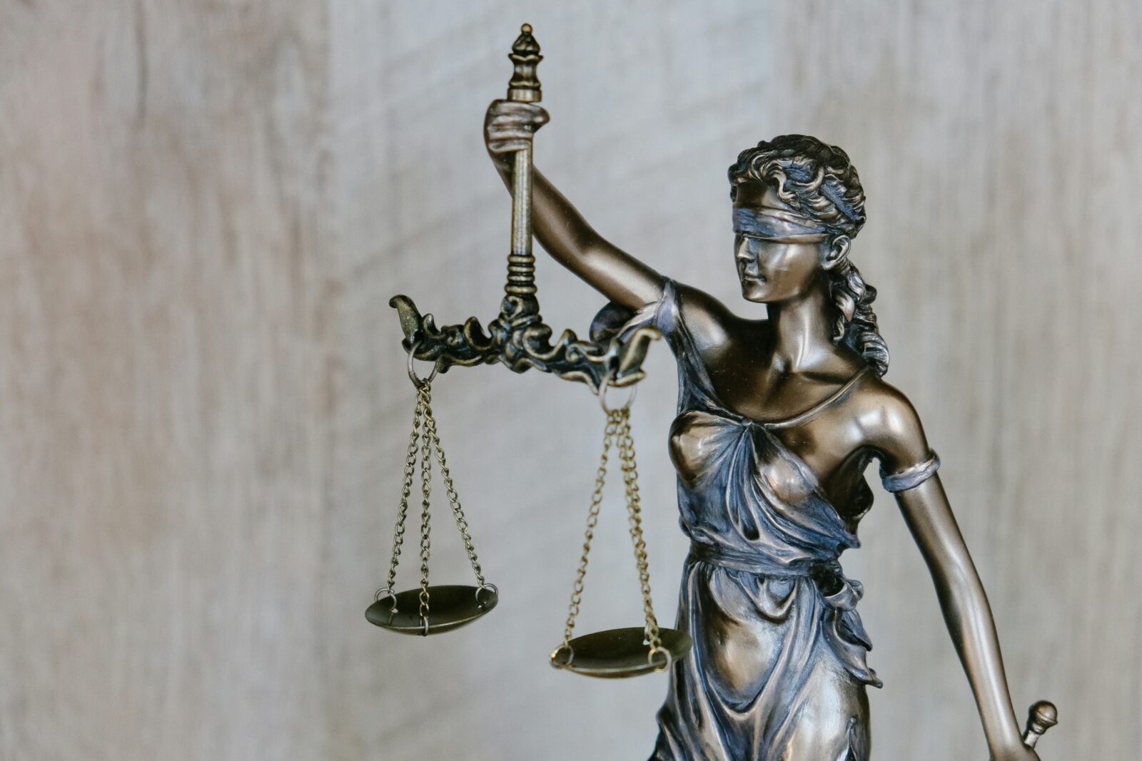 sztuczna inteligencja rozwiąze sprawy frankowiczów w Polce