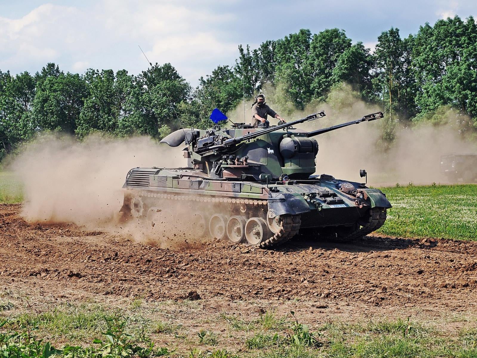 Ukraina kocha Geparda. Stary niemiecki sprzęt znowu robi furorę na froncie