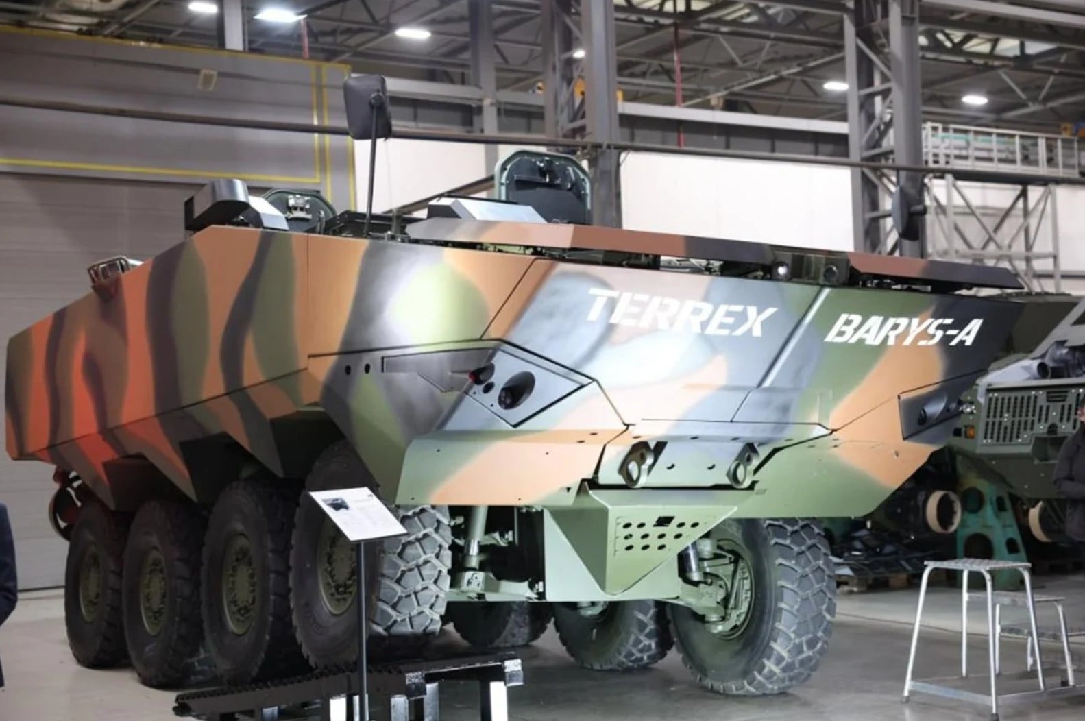 Terrex niczym pancerny T-Rex? Pokazali swojego nowego króla pola bitwy
