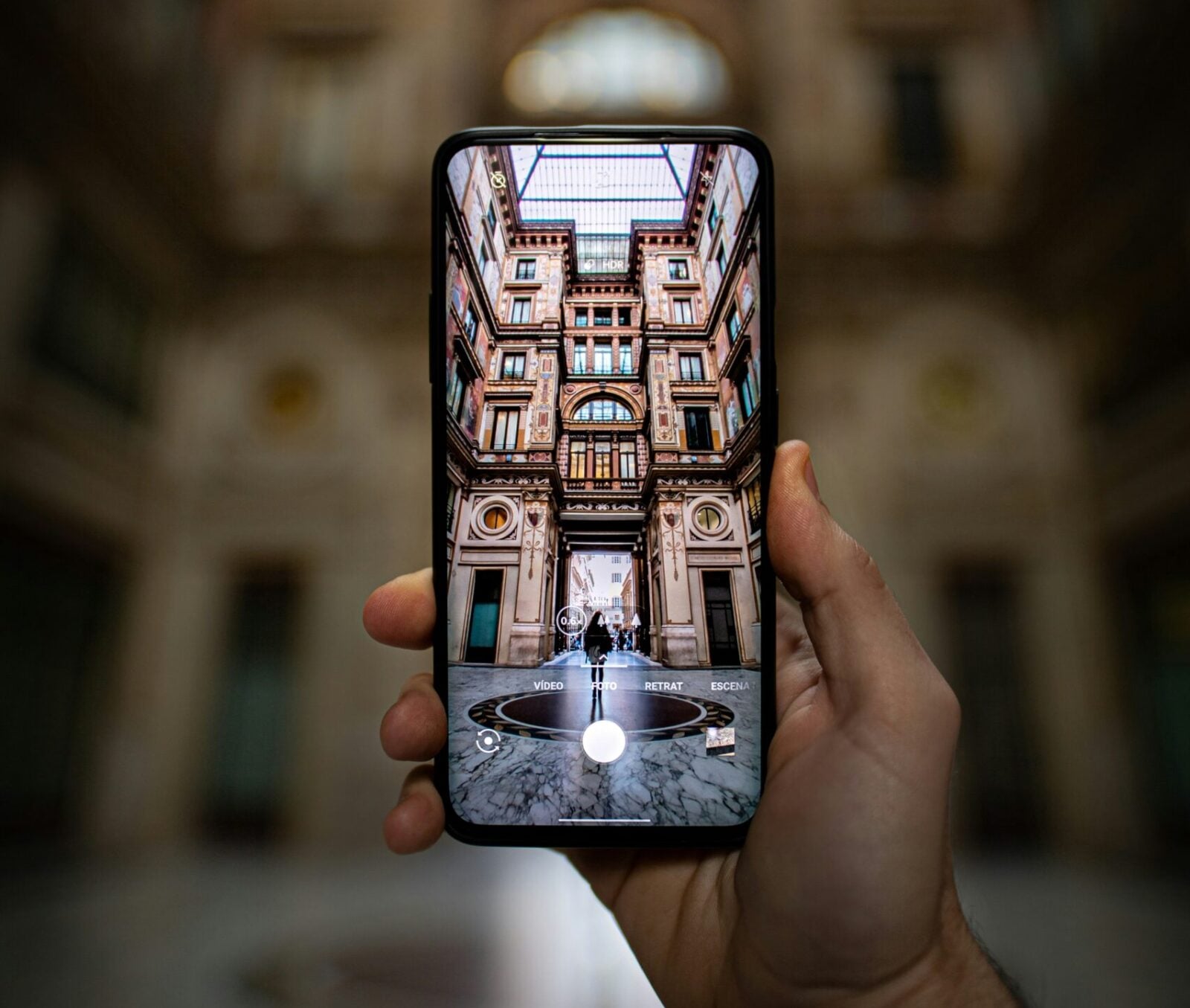 Google szuka inspiracji u konkurencji. Aplikacja Zdjęcia pożycza funkcje od Instagrama