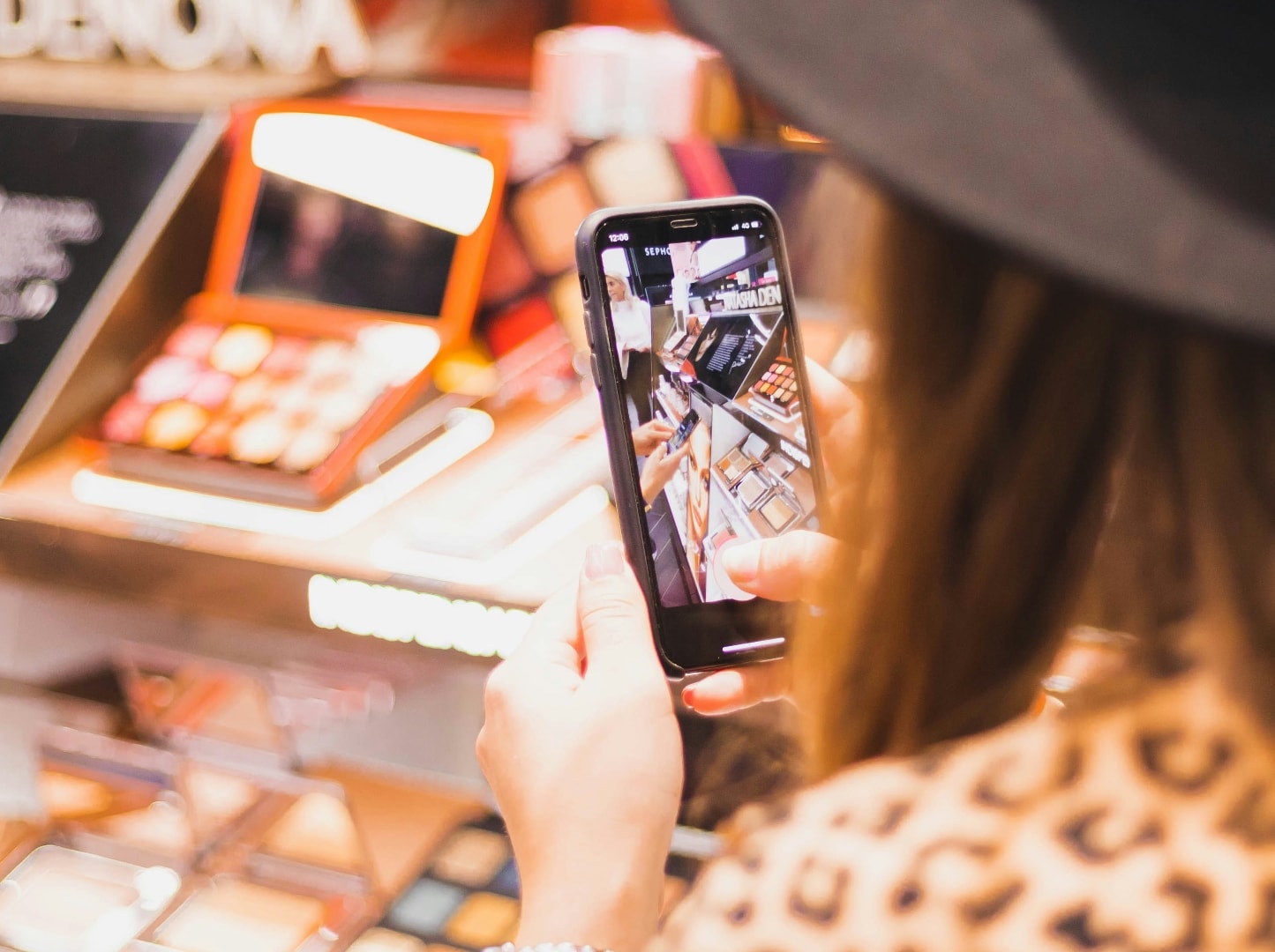 młodzi będą robić zakupy przez tiktok