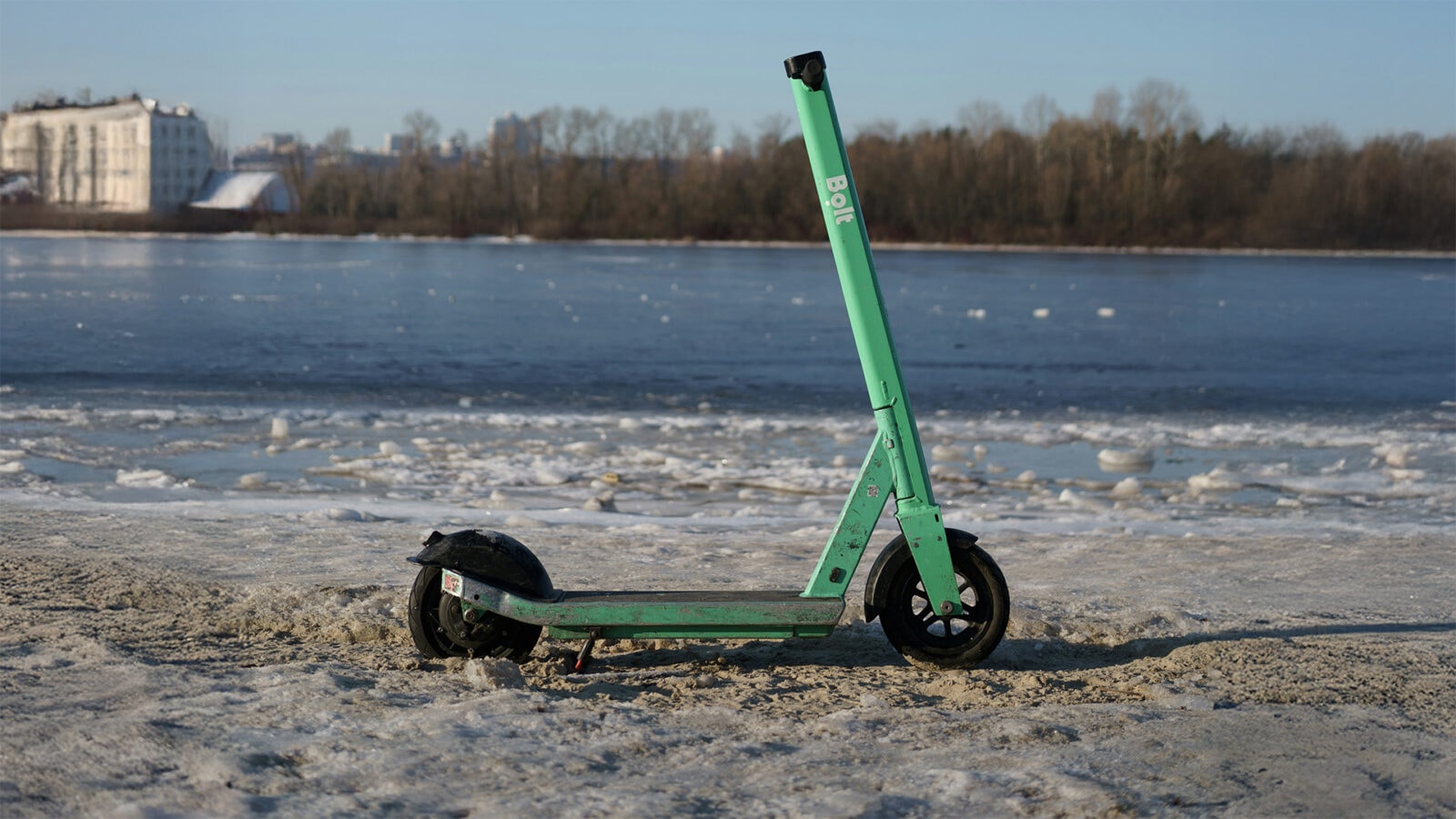 hulajnoga elektryczna bolt