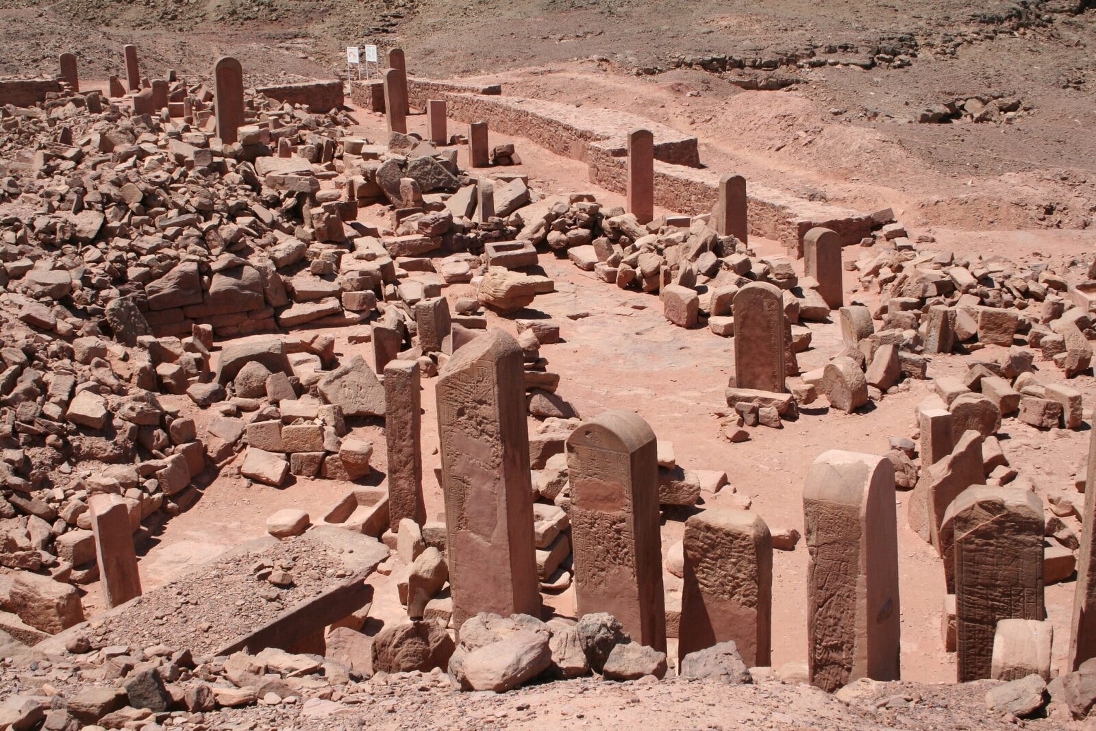 Twierdzi, że odnalazł dowód na istnienie Mojżesza. Zadziwiające doniesienia z Egiptu