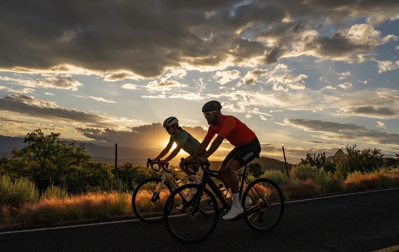 Szosowy e-bike dla wymagających w niższej cenie. Trek Domane+ ALR pokazuje nowy kierunek dla branży