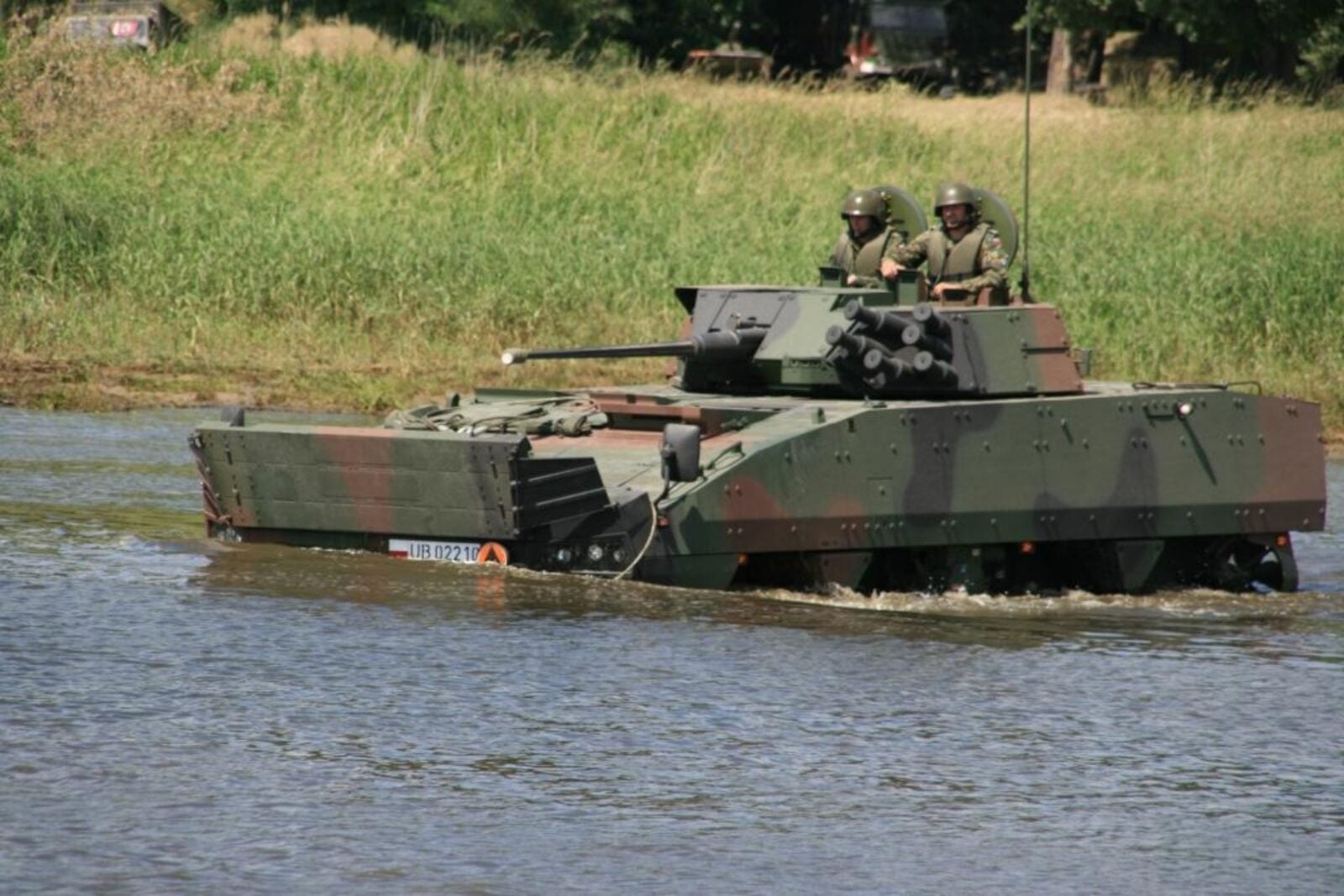Słowacko-polska współpraca militarna przynosi owoce. Nowy transporter opancerzony zachwyca możliwościami
