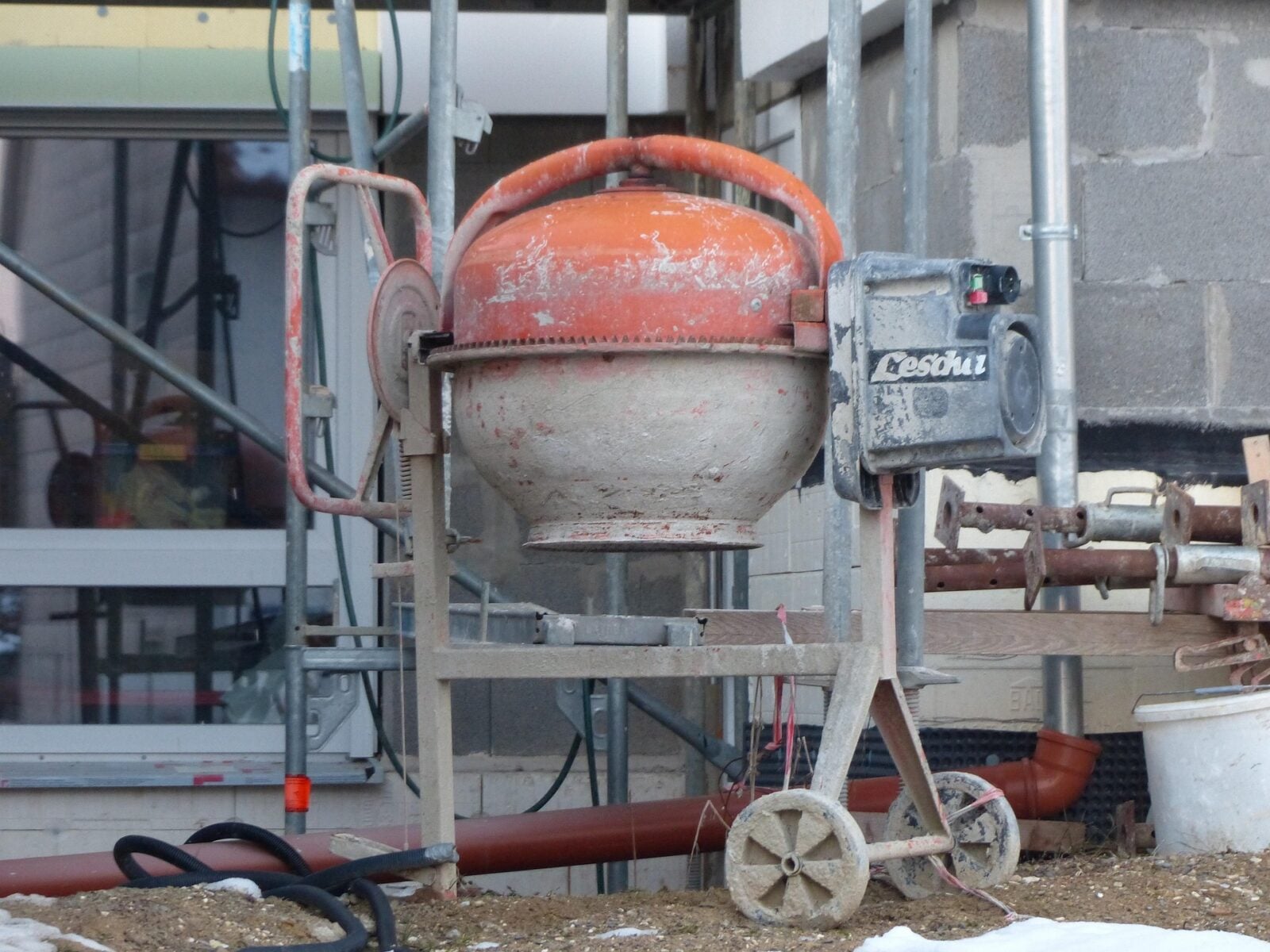Tego jeszcze nie było. Ten beton przechowuje energię i zasila sprzęt