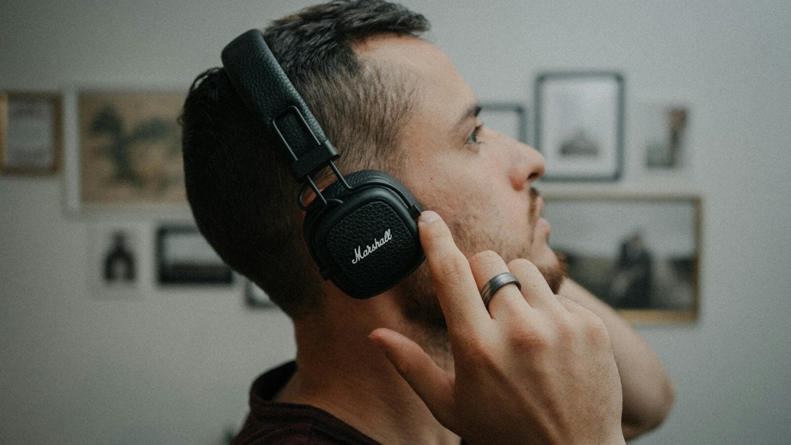Słuchasz 432 Hz i czujesz spokój? To możliwe. Tylko powód może być inny, niż mówi internet