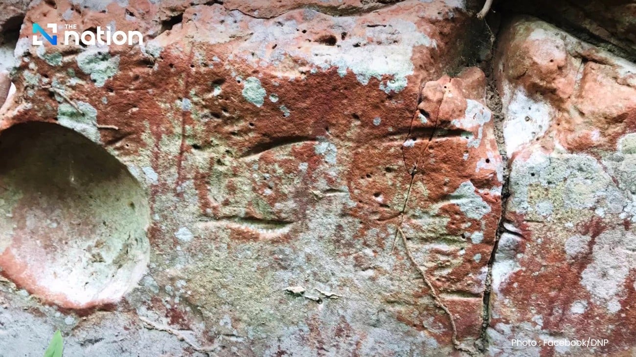 Rutynowy patrol zamienił się w archeologiczną sensację na szczycie Phu Khat. Odkryto ślady cywilizacji sprzed dwóch tysięcy lat