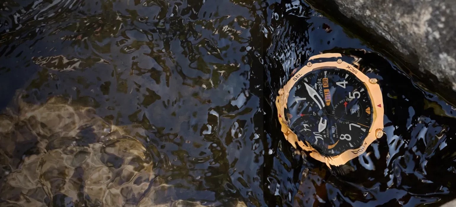 Mniejszy, ale równie twardy. Amazfit T-Rex 3 Pro wjeżdża do Polski w wersji 44 mm