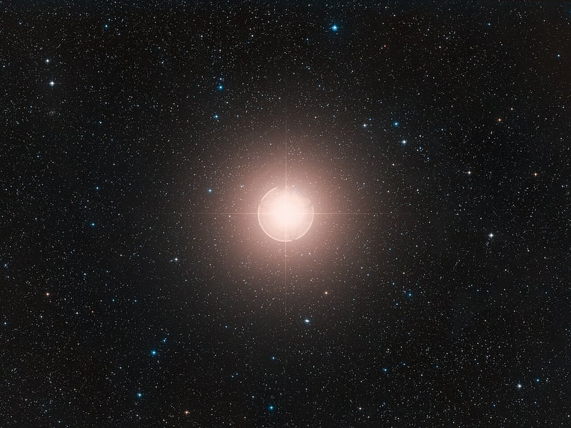 Betelgeza nie jest sama. Astronomowie dostrzegli jej tajemniczego towarzysza