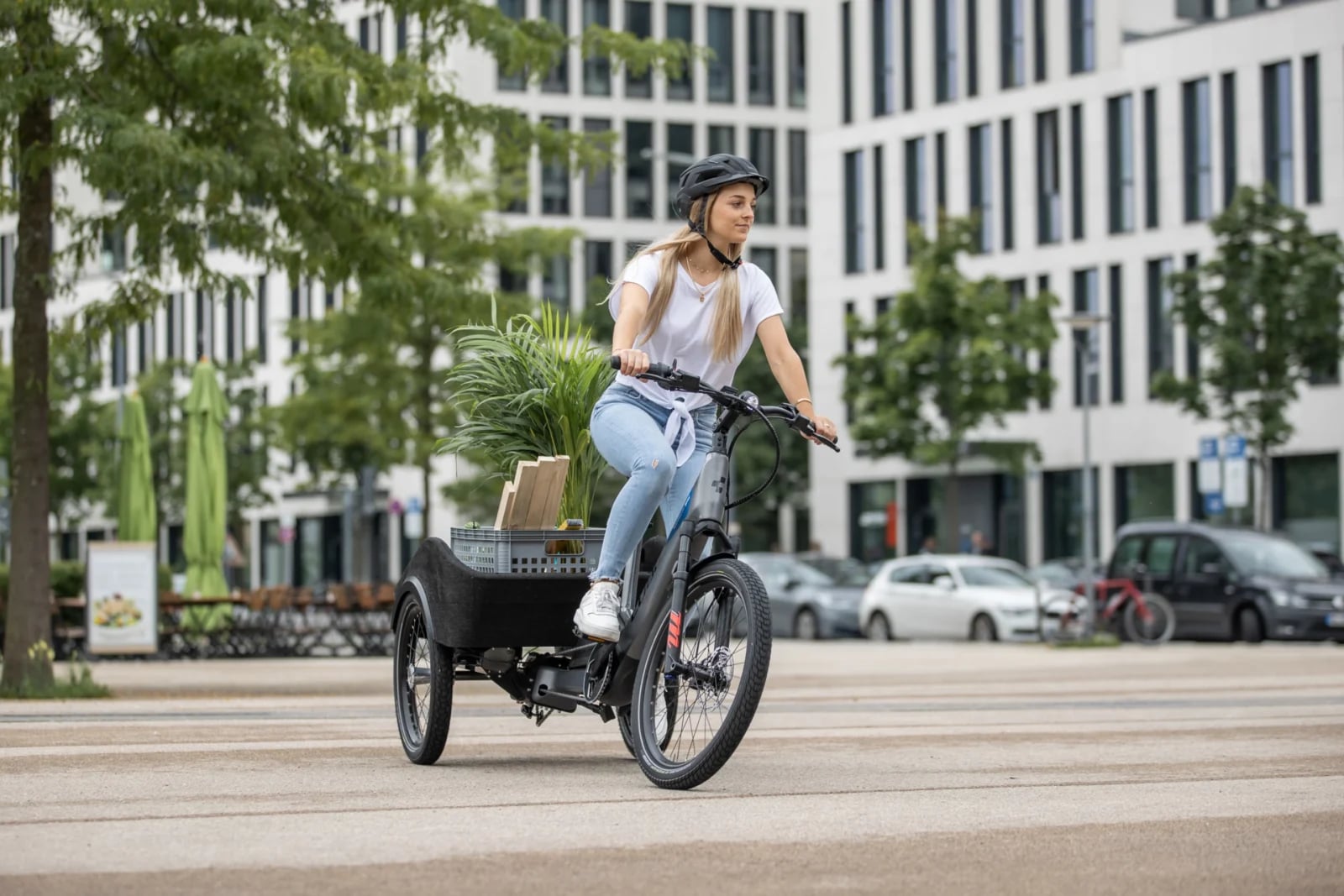 Nowy wymiar transportu miejskiego od niemieckiego producenta. Cube Trike łączy zalety roweru i dostawczaka