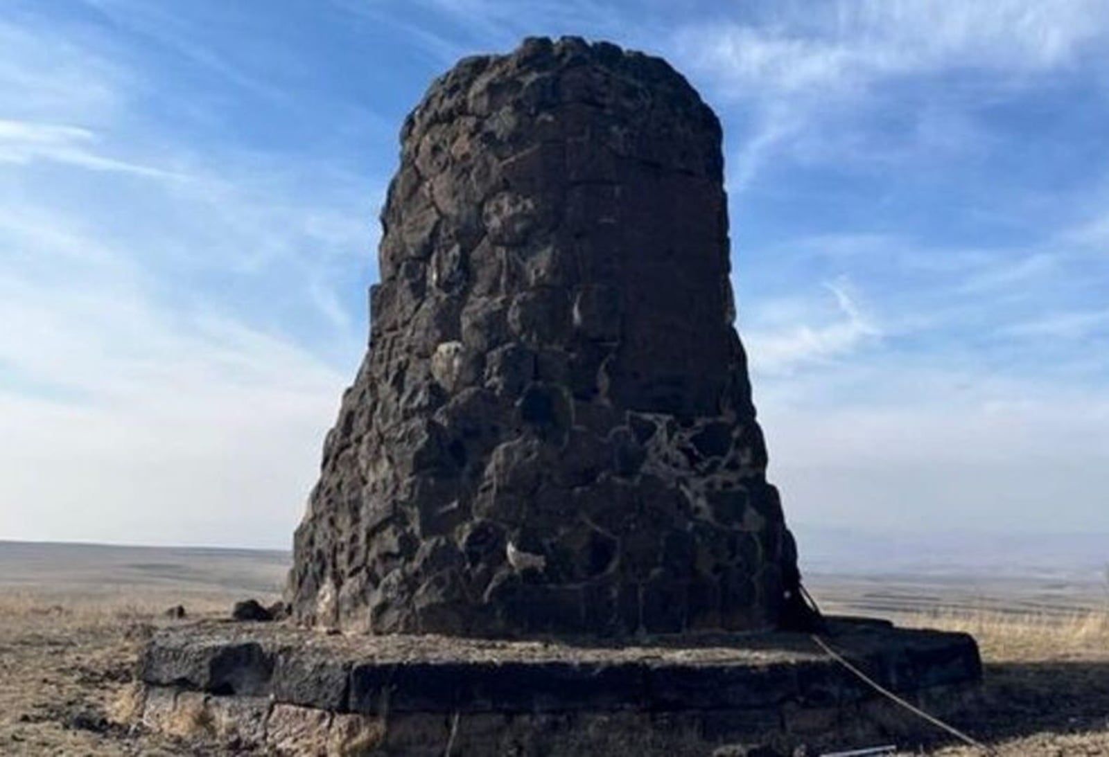 Tajemnicza kamienna wieża w Turcji. Nie wiadomo, kto ją zbudował i w jakim celu